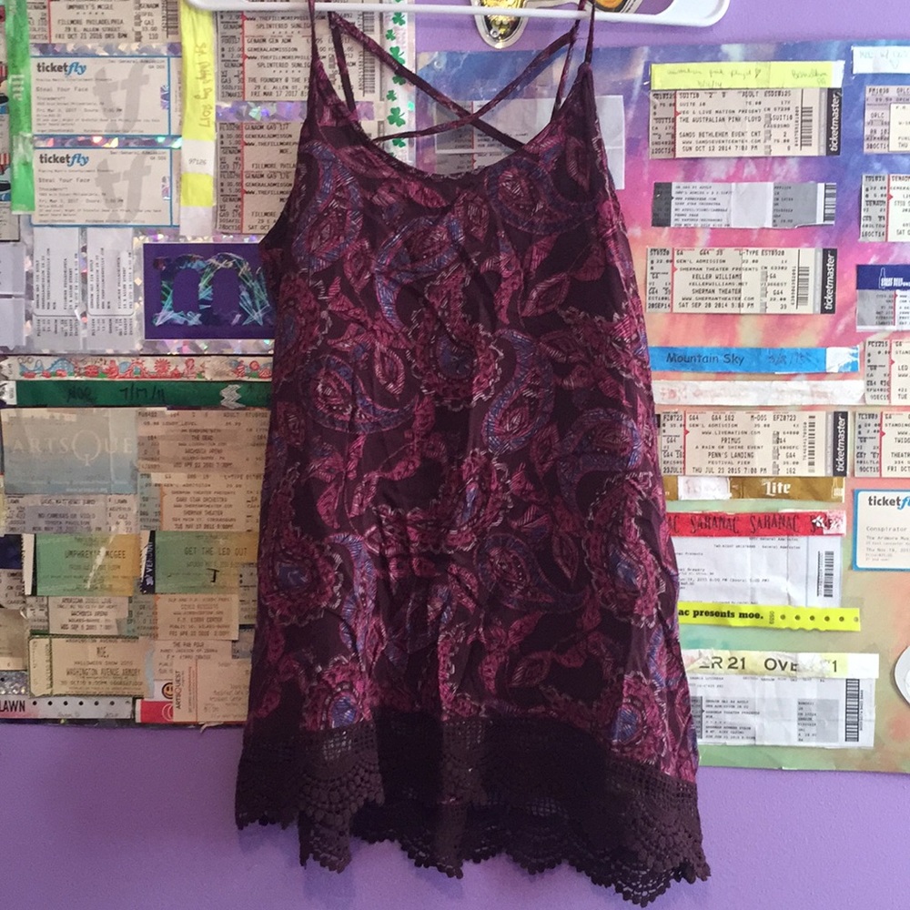 Paisley maroon tank top